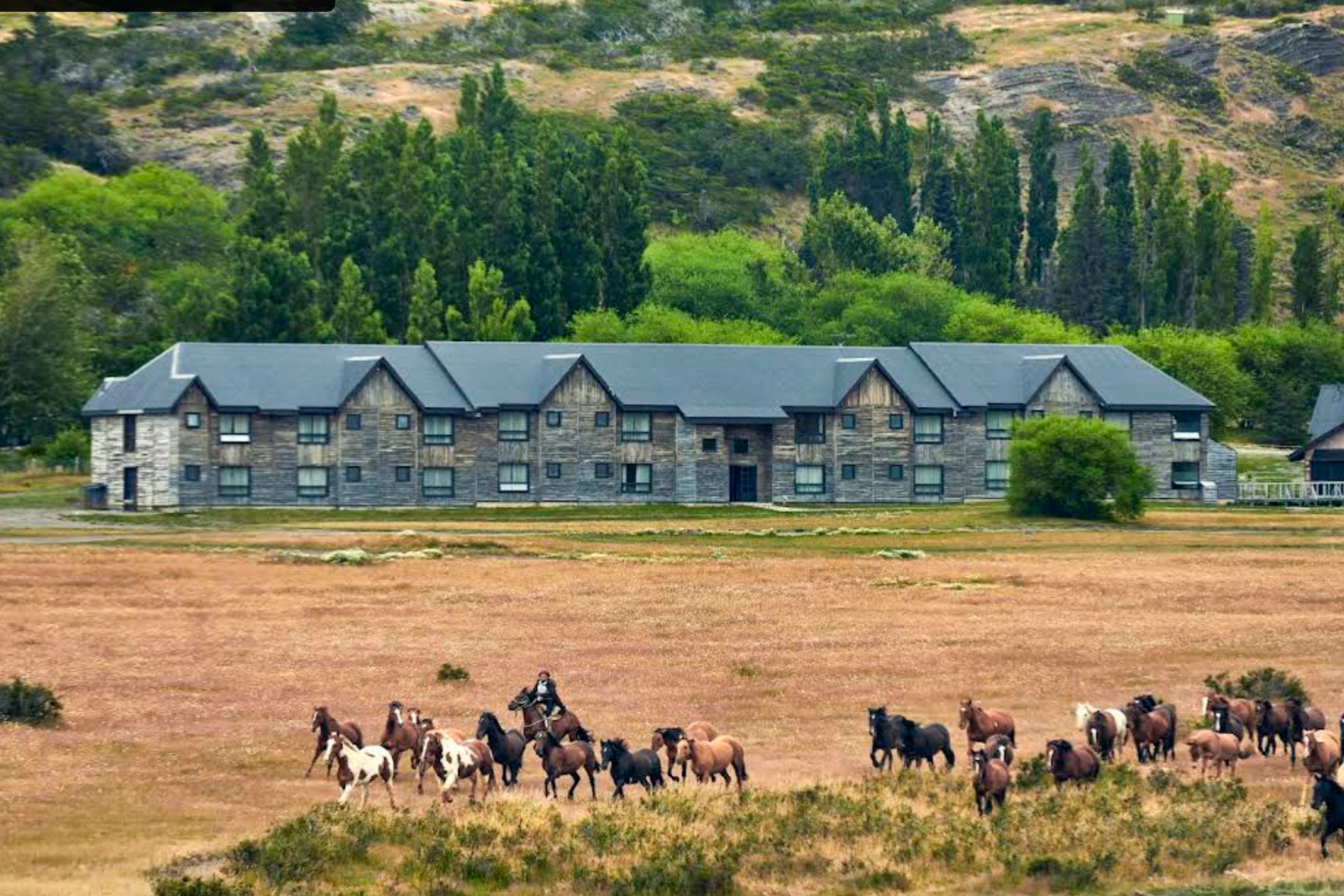 Exterior - Hotel Las Torres Patagonia